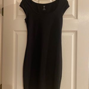 H&M shortsleeved black dress